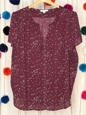 Women’s Maroon Printed V-Neck Blouse